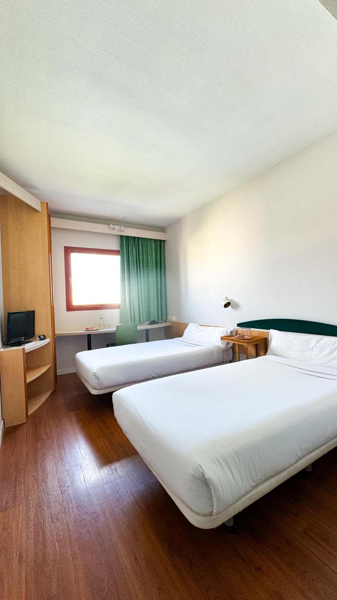 Hotel Iris Guadalajara Dış mekan fotoğraf