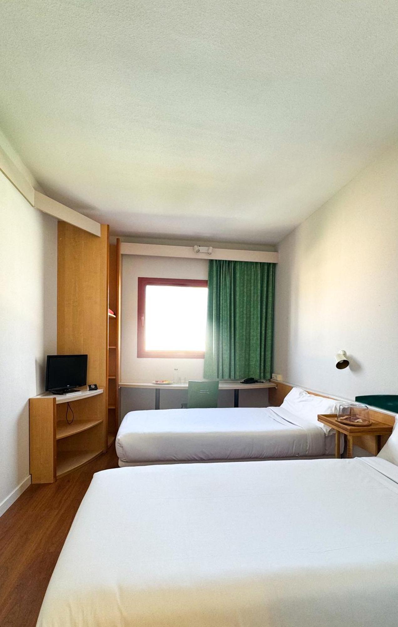 Hotel Iris Guadalajara Dış mekan fotoğraf
